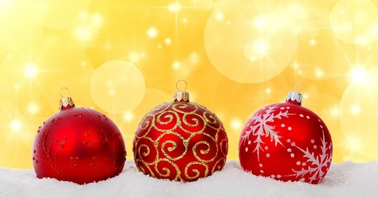 Érdi Tamás Liszt Ferenc-díjas zongoraművész koncertje a dégi Festetics-kastélyban Simontornya